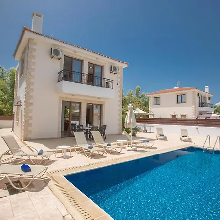 Zouvanis Luxury Villas Πρωταράς